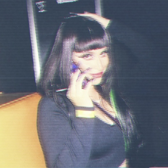 Meet your Posher, Diana - Picture 15 of 17